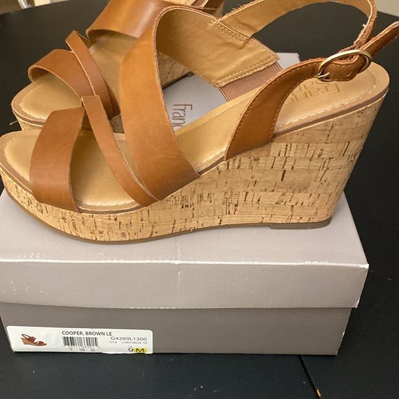Franco Sarto wedge sandals - Picture 4 of 6